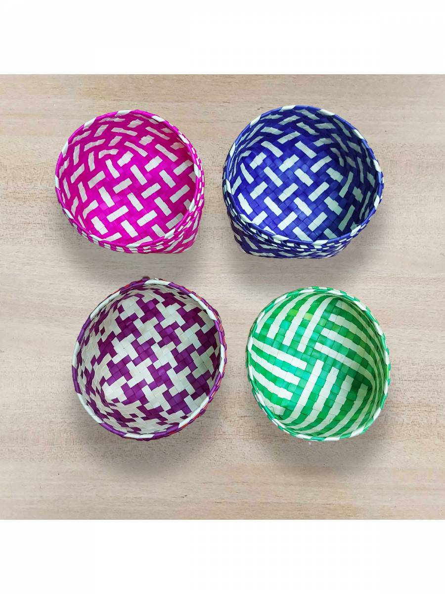 Festive Gift - Thamboolam - Bowl Set - Combo 4 - Assorted color
Festive Gift - Thamboolam - Bowl Set - Combo 4 - Assorted color