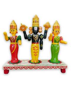 Wooden Balaji Pariwara - Etikoppaka Dolls
