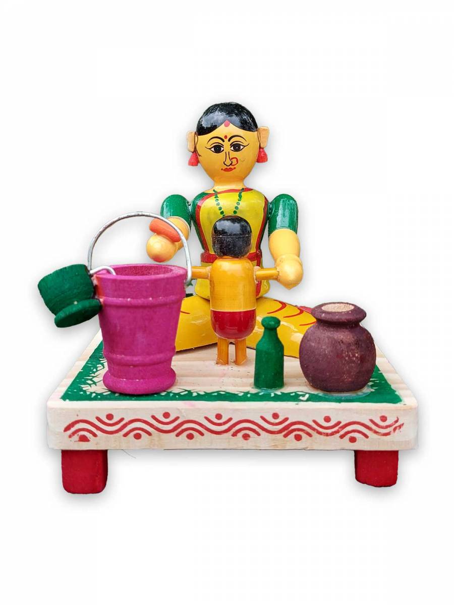 Wooden Village Mother Bathing Baby - Etikoppaka Dolls
 Wooden Village Mother Bathing Baby - Etikoppaka Dolls