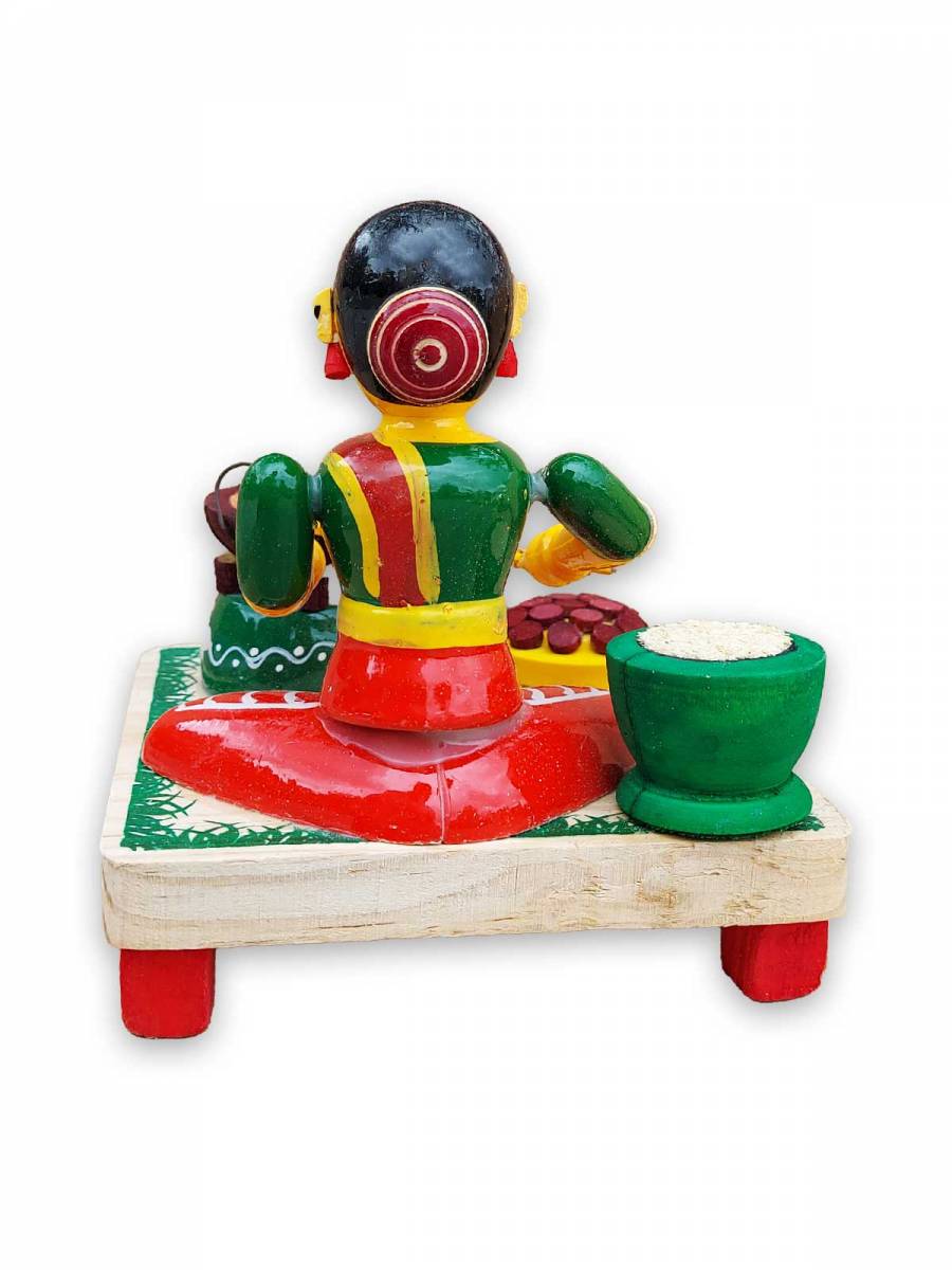 Wooden Village Lady Cooking Food - Etikoppaka Dolls Wooden Village Lady Cooking Food - Etikoppaka Dolls