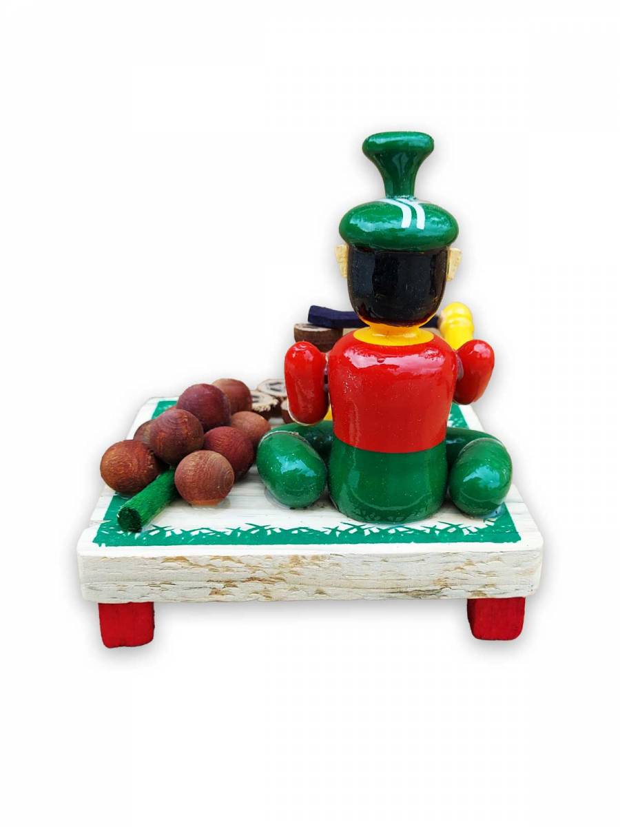 Wooden Village Man Selling Coconut - Etikoppaka Dolls Wooden Village Man Selling Coconut - Etikoppaka Dolls