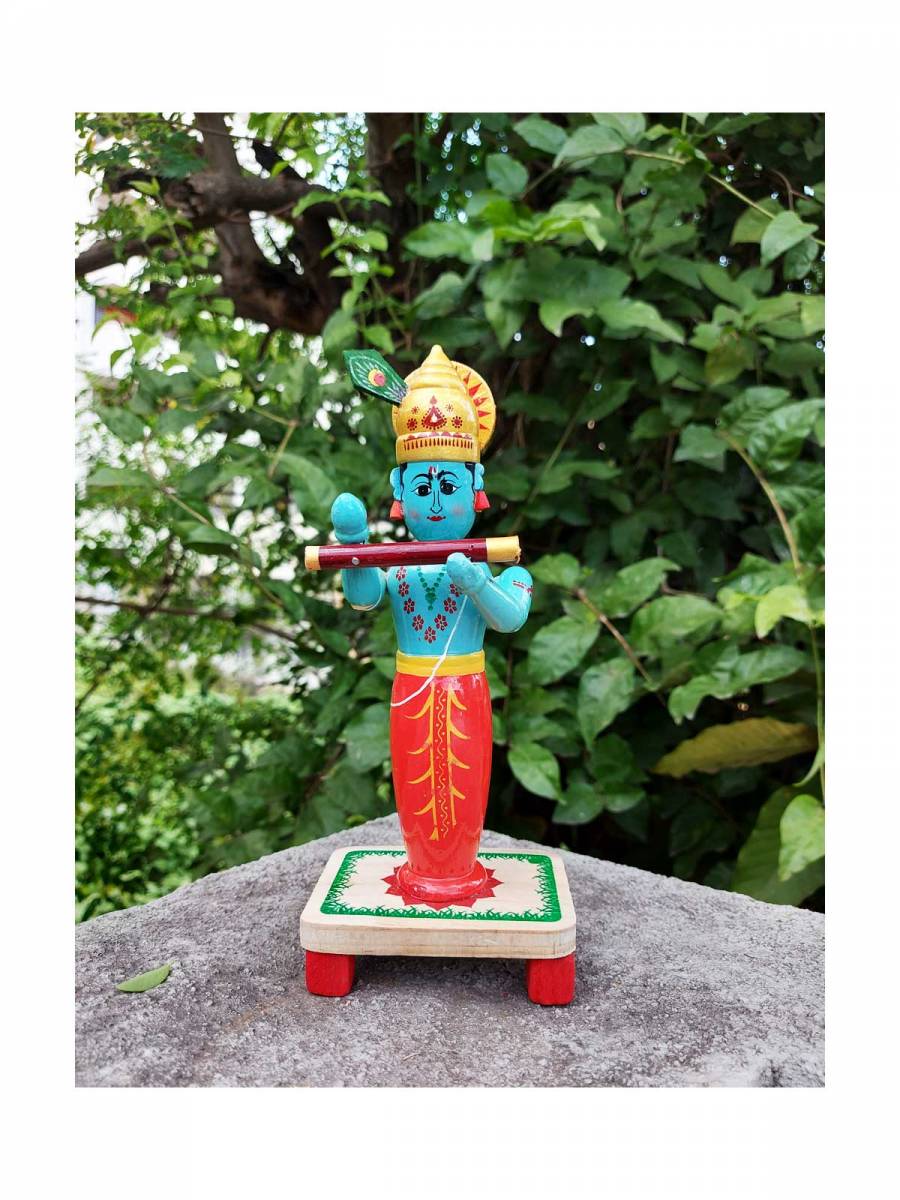 Wooden Standing Krishna - Etikoppaka Dolls Wooden Standing Krishna - Etikoppaka Dolls