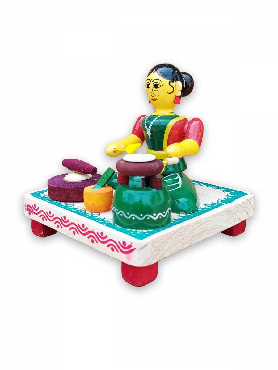 Wooden Village Lady Cooking Chapathi - Etikoppaka Dolls
