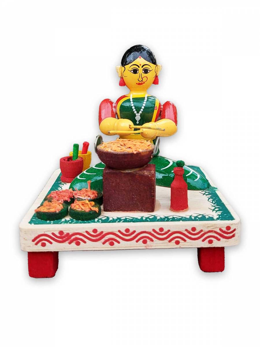 Wooden Village Lady Selling Street Food - Etikoppaka Dolls
