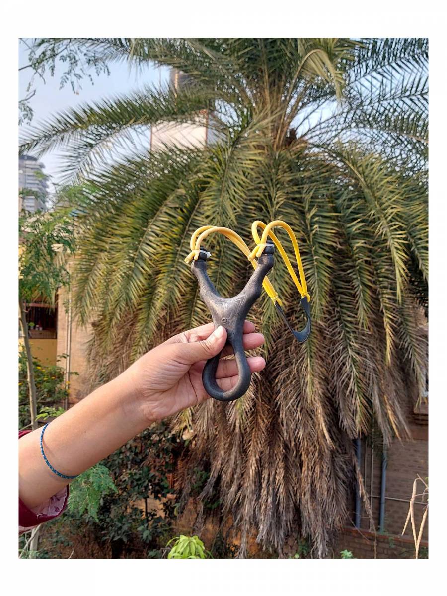 Traditional Slingshot - Hulukoodu - Traditional Games
