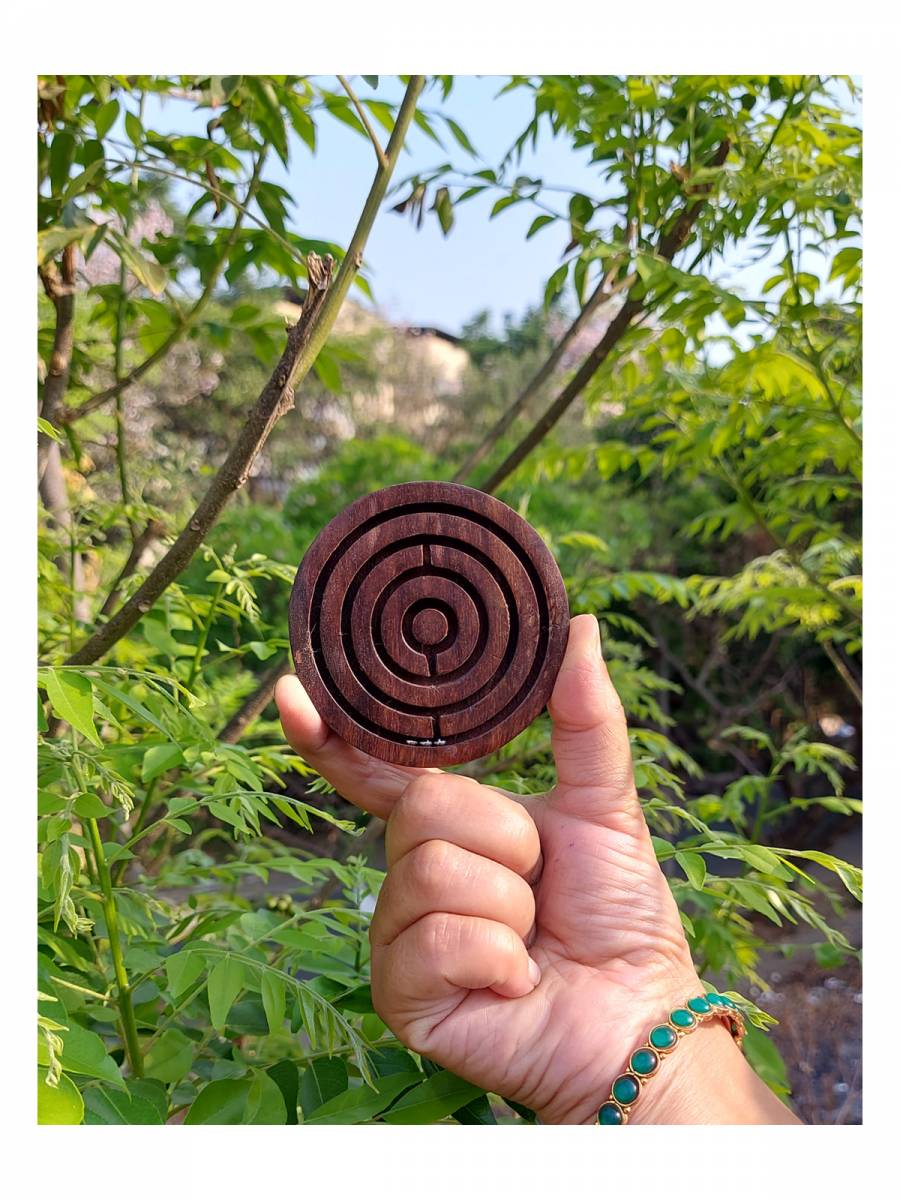 Game - Wooden Maze Puzzle
Game - Wooden Maze Puzzle